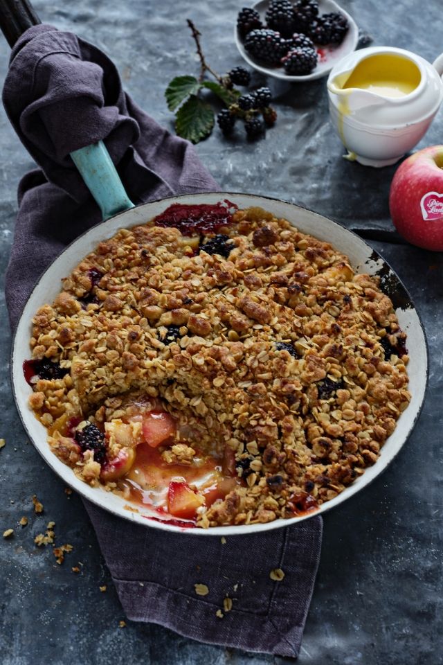Apple & Blackberry One Pan Skillet Crumble | DonalSkehan.com
