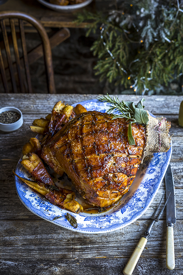 Sticky Whiskey & Plum Glazed Ham | DonalSkehan.com